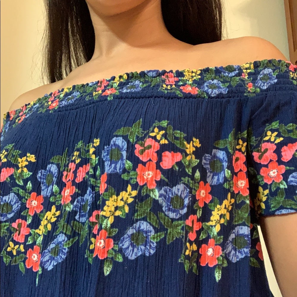 Old Navy Off the Shoulder Floral Top